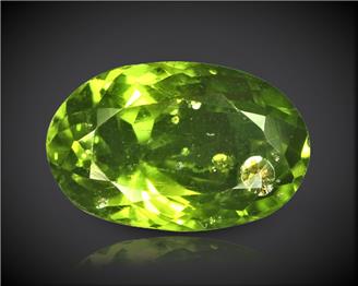 Natural Peridot Certified 5.85 CTS. ( 9125 )
